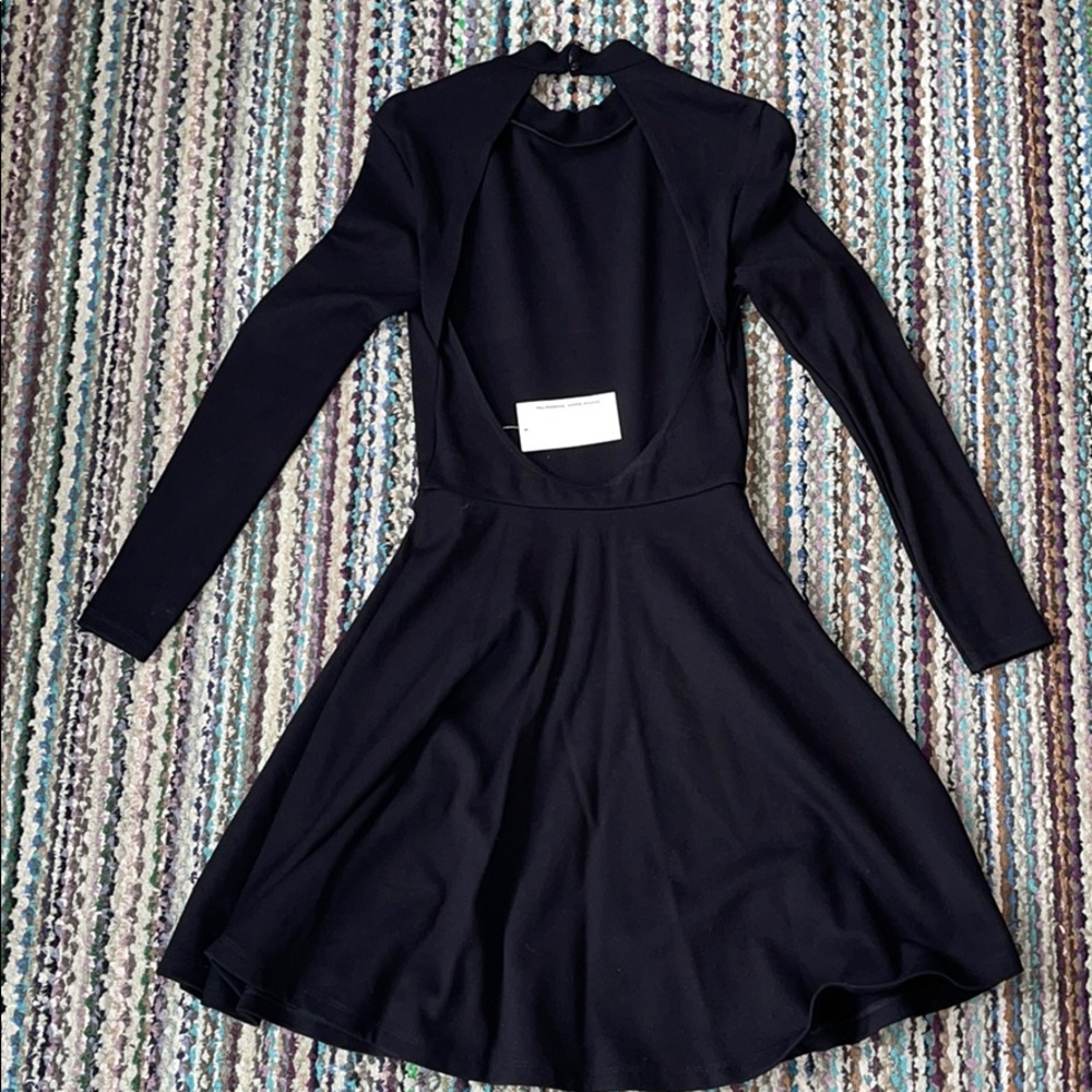 Dress - Picture 3 of 4